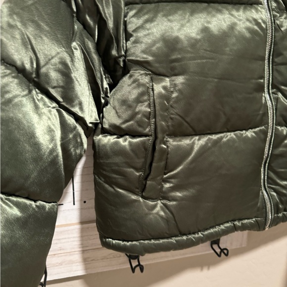7 for all Mankind Puffer jacket women’s new - Picture 3 of 6